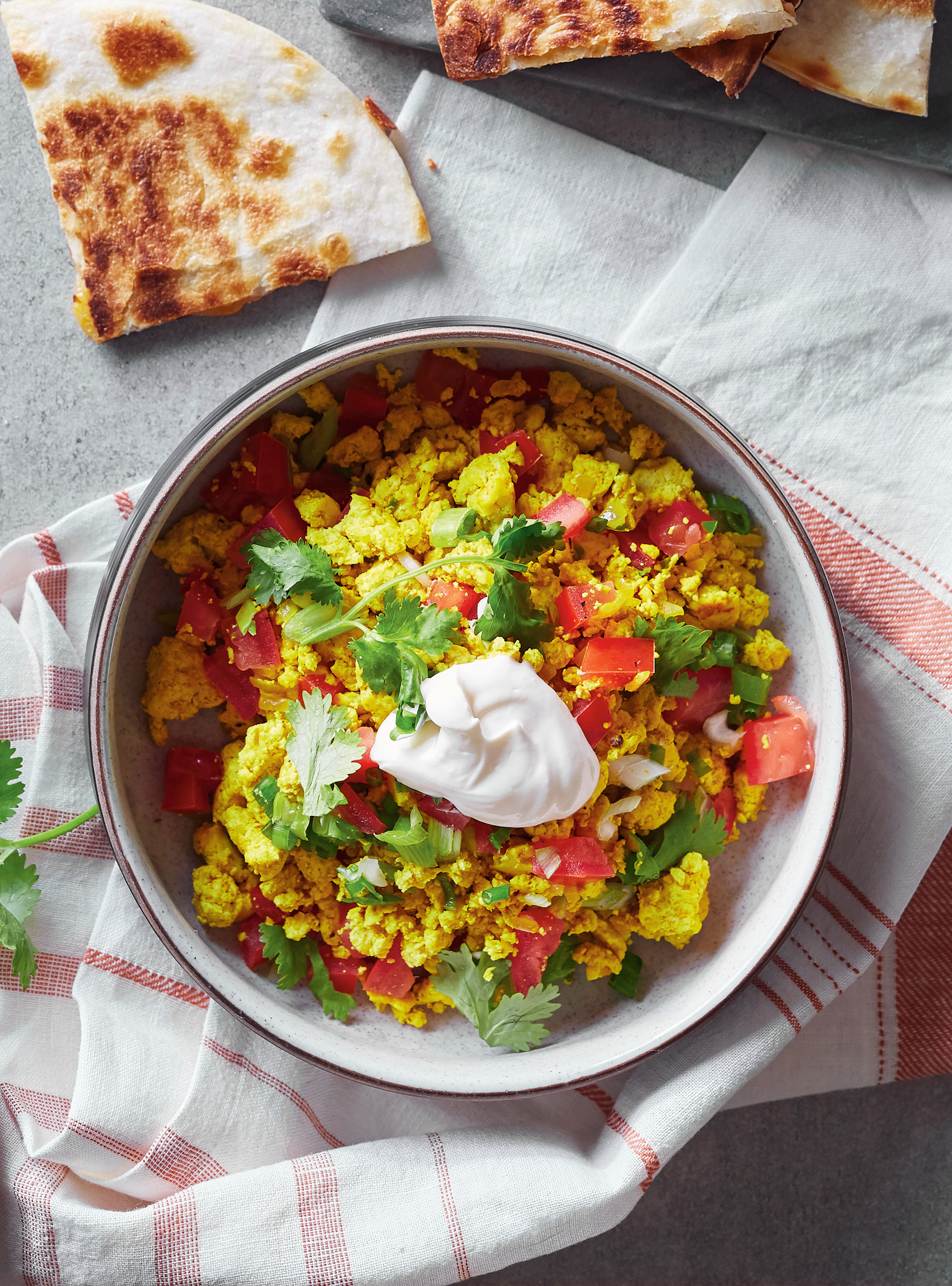 Tofu brouillé à la mexicaine