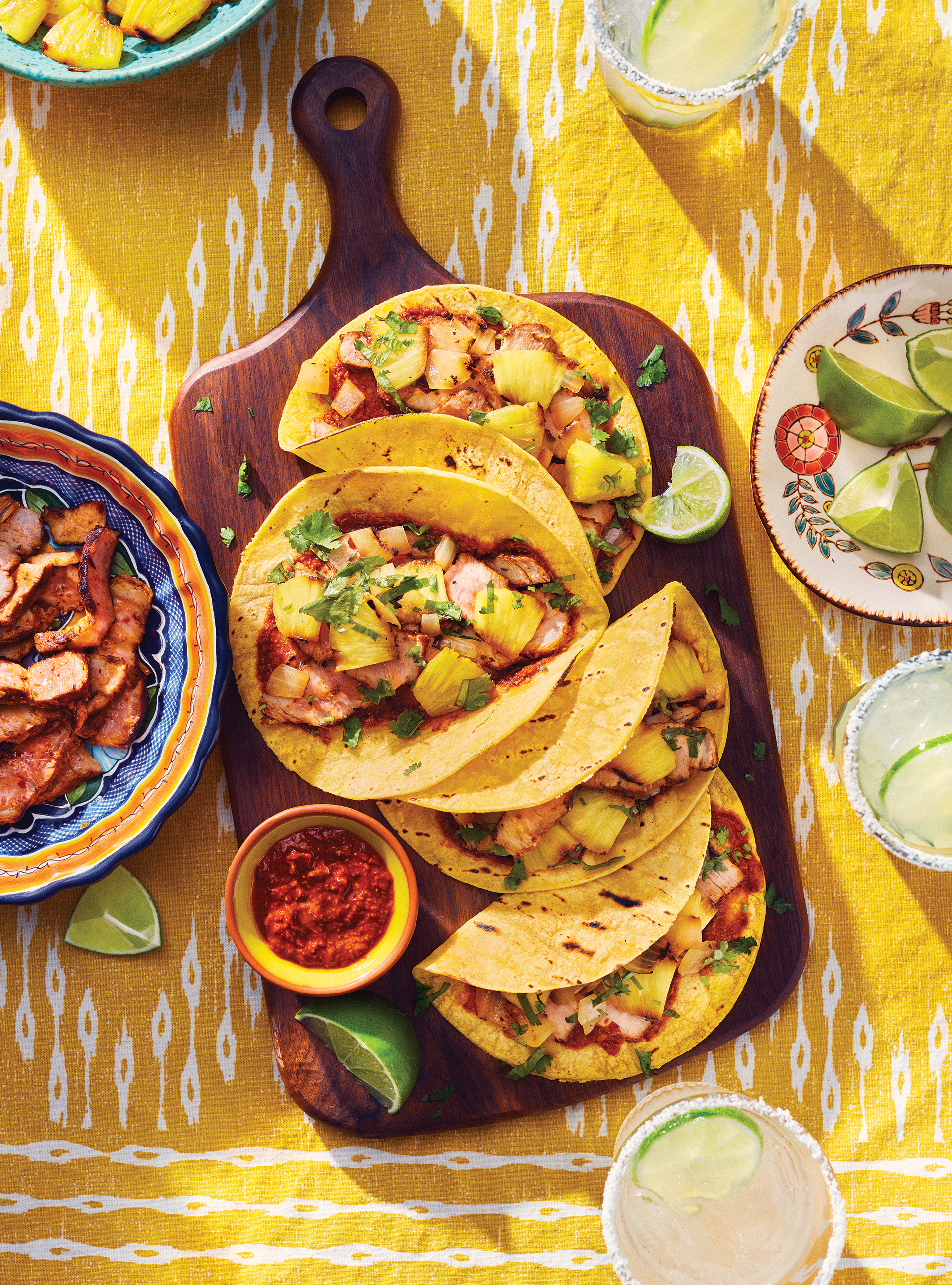 Tacos au porc mariné et à l’ananas (tacos al pastor)