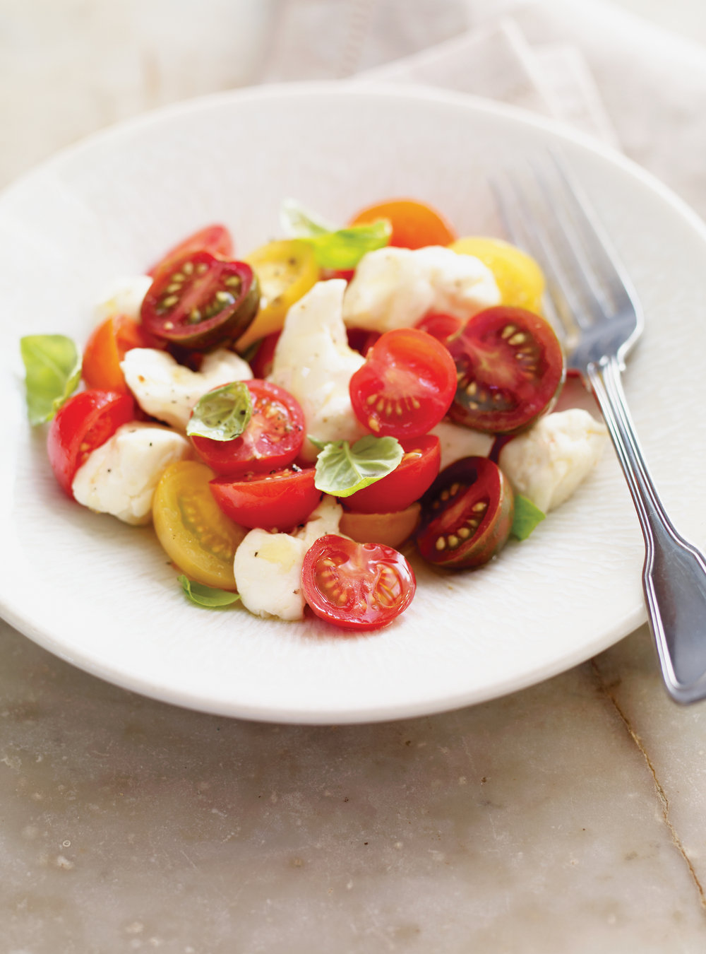 Salade de tomates cerises et de fromage en grains