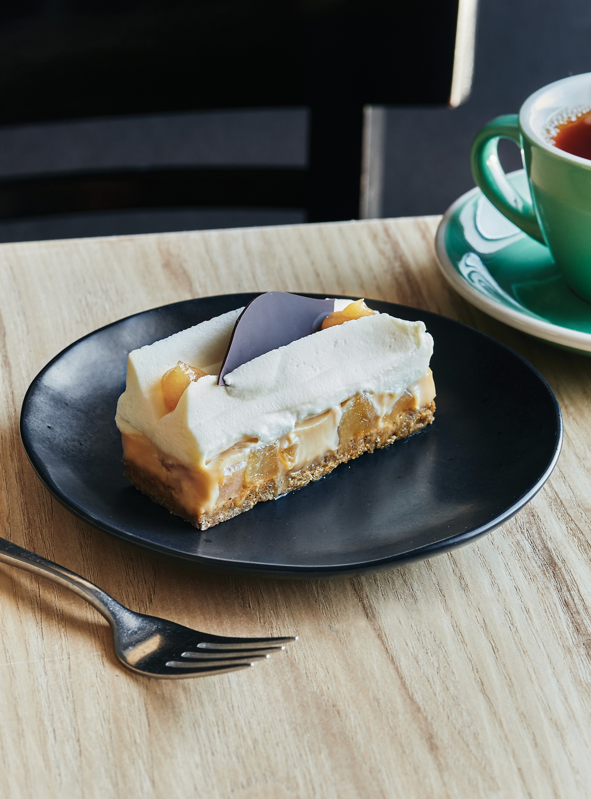 Gâteau aux poires et au caramel, chantilly au fromage à la crème